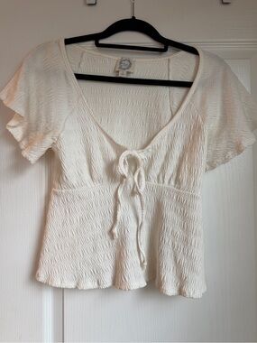 Blue Rain White Tie-Front Textured Peplum Top